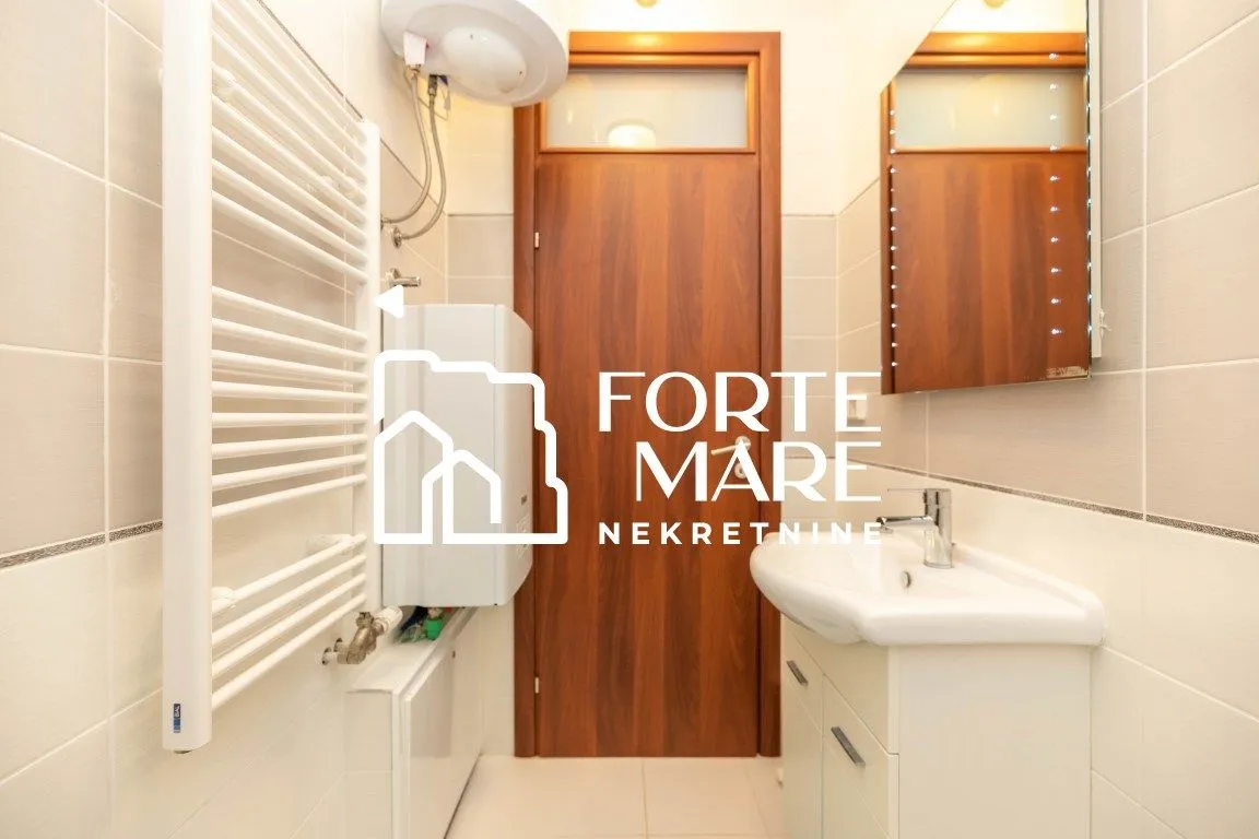 Prodaja, trosoban stan, 118m², Njivice, Herceg Novi