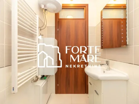 Prodaja, trosoban stan, 118m², Njivice, Herceg Novi - image 15