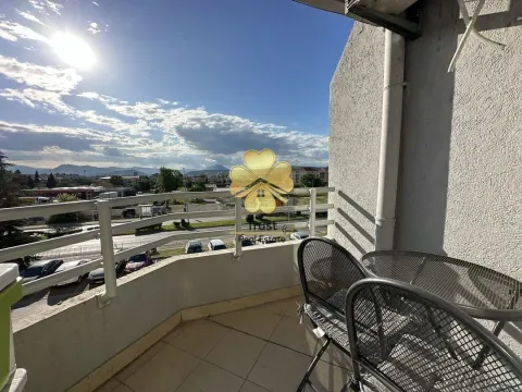 Izdavanje, jednosoban stan, 40m², Stari Aerodrom, Podgorica - image 7