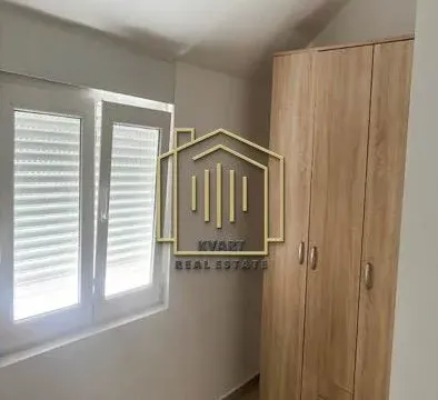 Rent, three bedroom apartment, 100m², Malo Brdo, Podgorica - image 5