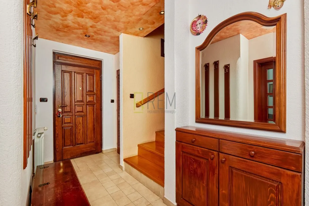 Prodaja, kuća, 120m², Dobrota, Kotor