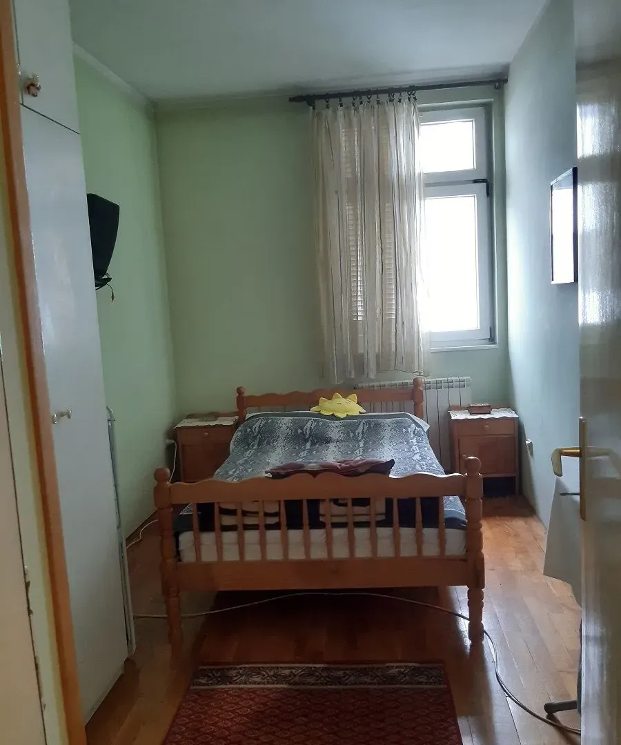 Prodaja, četvorosoban stan, 99m², Neimar, Vračar Sve Podlokacije