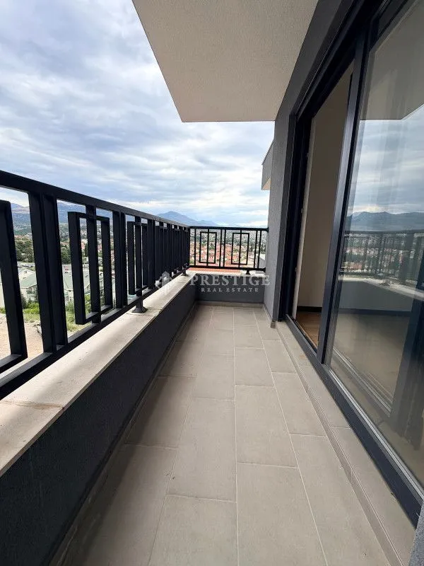 Prodaja, dvosoban stan, 88m², Gorica C, Podgorica