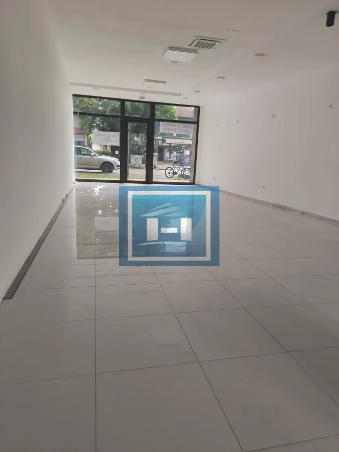 Rent, office space, 90m², Centar, Ćuprija