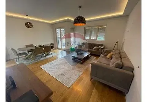 Prodaja, trosoban stan, 101m², Central Point, Podgorica - image 9