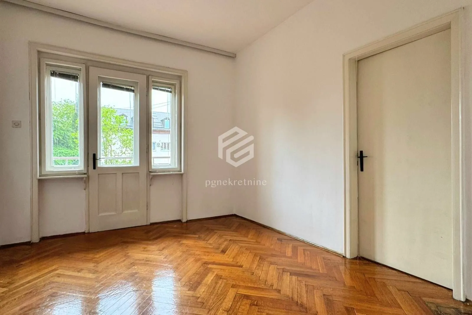Prodaja, dvosoban stan, 86m², Centar, Podgorica