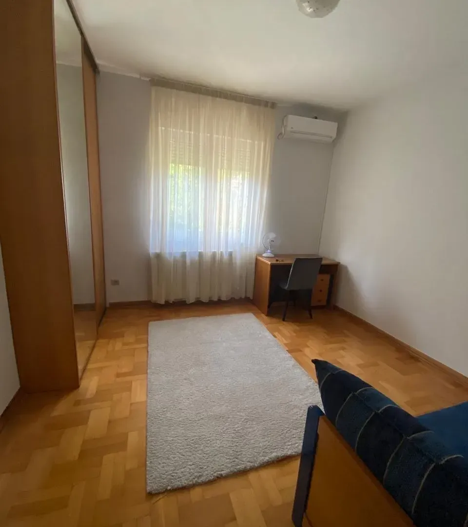 Rent, three bedroom apartment, 115m², Centar, Podgorica