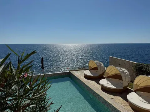 Sale, two bedroom apartment, 110m², Utjeha, Bar