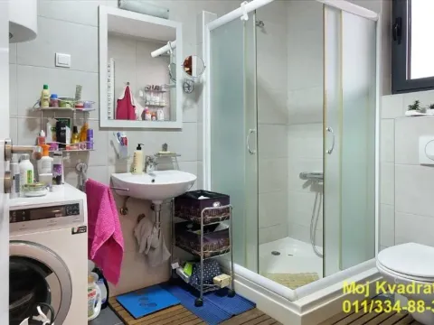 Sale, two bedroom apartment, 101m², Južni Bulevar, Vračar Sve Podlokacije - image 13