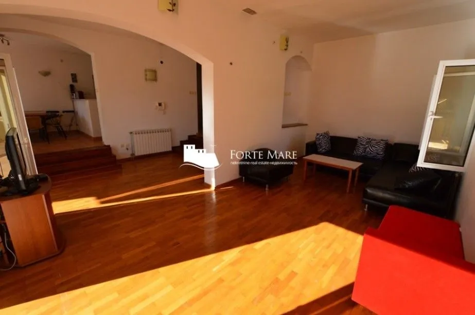 Prodaja, kuća, 350m², Baošići, Herceg Novi