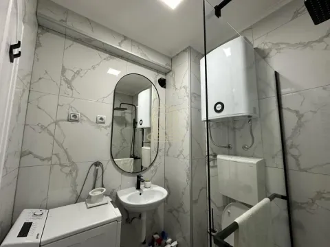 Rent, two bedroom apartment, 55m², Bulevar Oslobodjenja, Novi Sad Sve Podlokacije - image 9