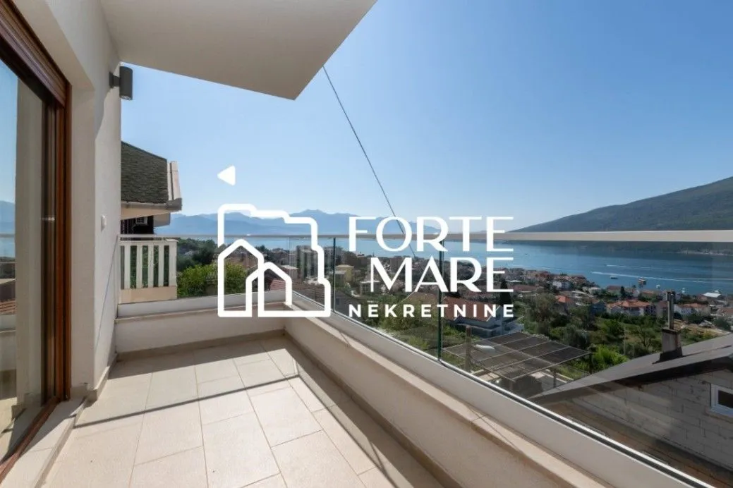 Prodaja, jednosoban stan, 50m², Đenovići, Herceg Novi