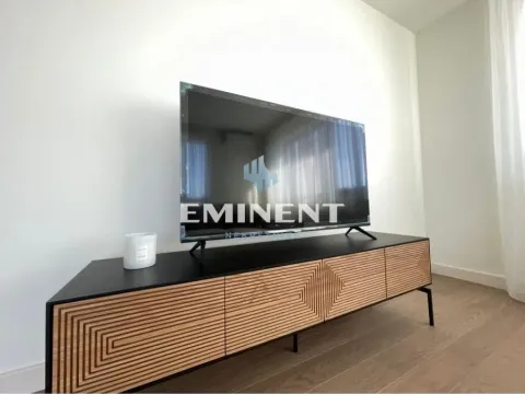 Rent, three bedroom apartment, 80m², Savski Venac, Beograd - image 2