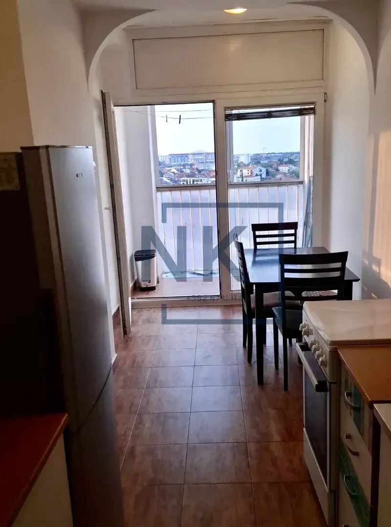 Izdavanje, jednosoban stan, 58m², Centar, Podgorica