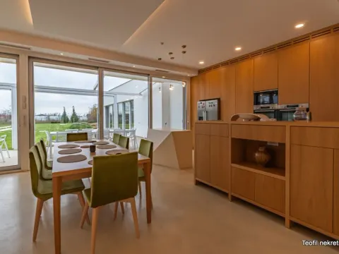 Sale, house, 380m², Belegiš, Stara Pazova - image 3