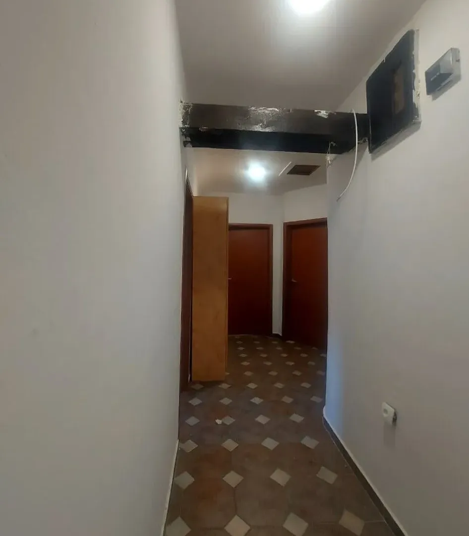 Izdavanje, trosoban stan, 86m², Centar, Nikšić
