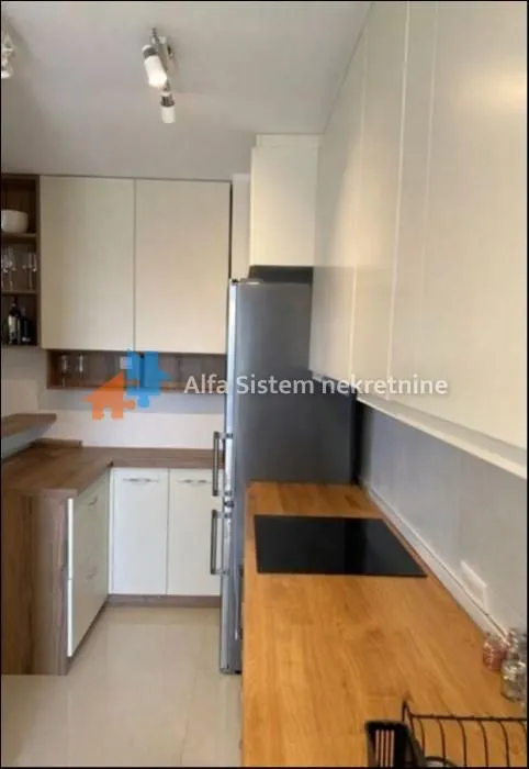 Izdavanje, trosoban stan, 80m², Fon (Fon - Bilećka), Voždovac Sve Podlokacije