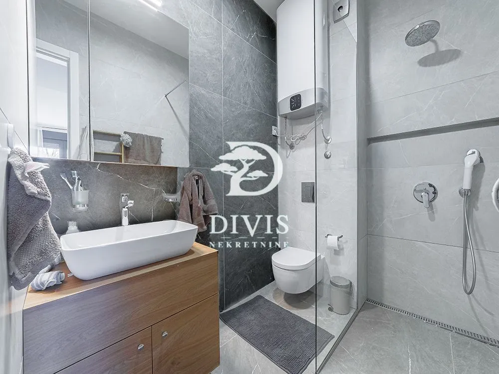 Prodaja, četvorosoban stan, 138m², Novi Beograd Blok 65, Novi Beograd Sve Podlokacije