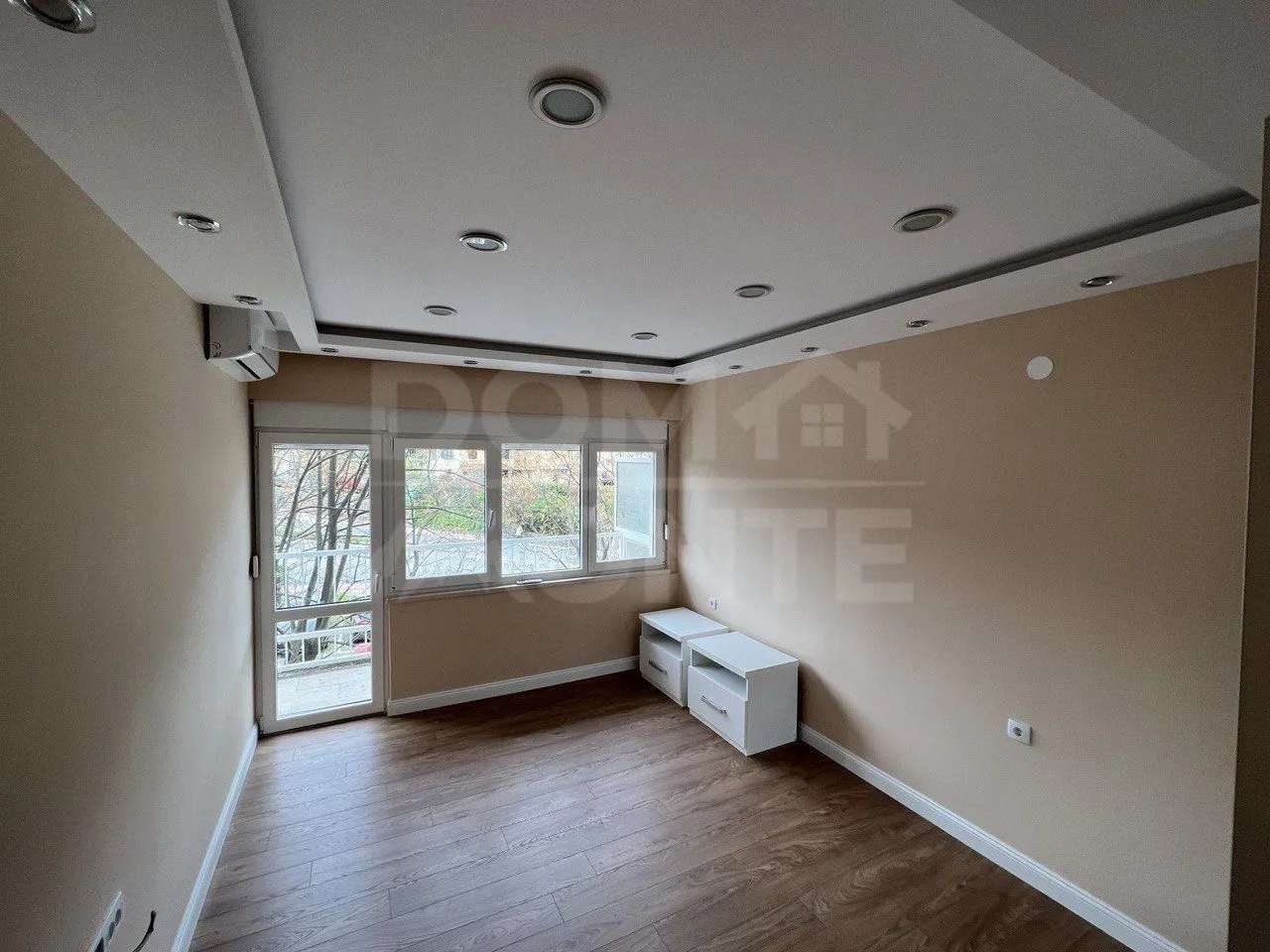 Rent, two bedroom apartment, 75m², Tivat, Crna Gora
