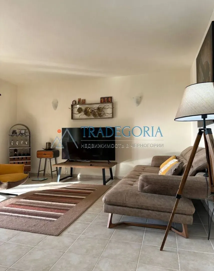 Prodaja, dvosoban stan, 102m², Bogaž, Bijelo Polje