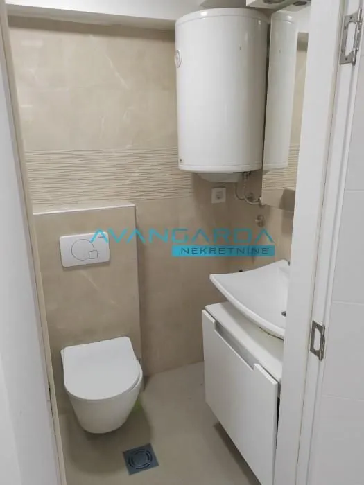 Prodaja, stan, 66m², Čubura, Beograd