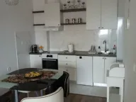 Izdavanje, dvosoban stan, 60m², Topla, Herceg Novi - image 3