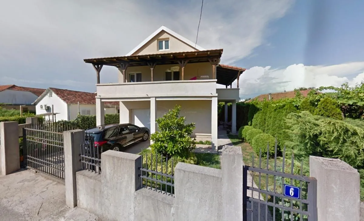 Sale, house, 200m², Zabjelo, Podgorica