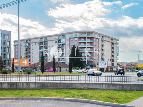 Rent, office space, 45m², Zabjelo, Podgorica - image 11