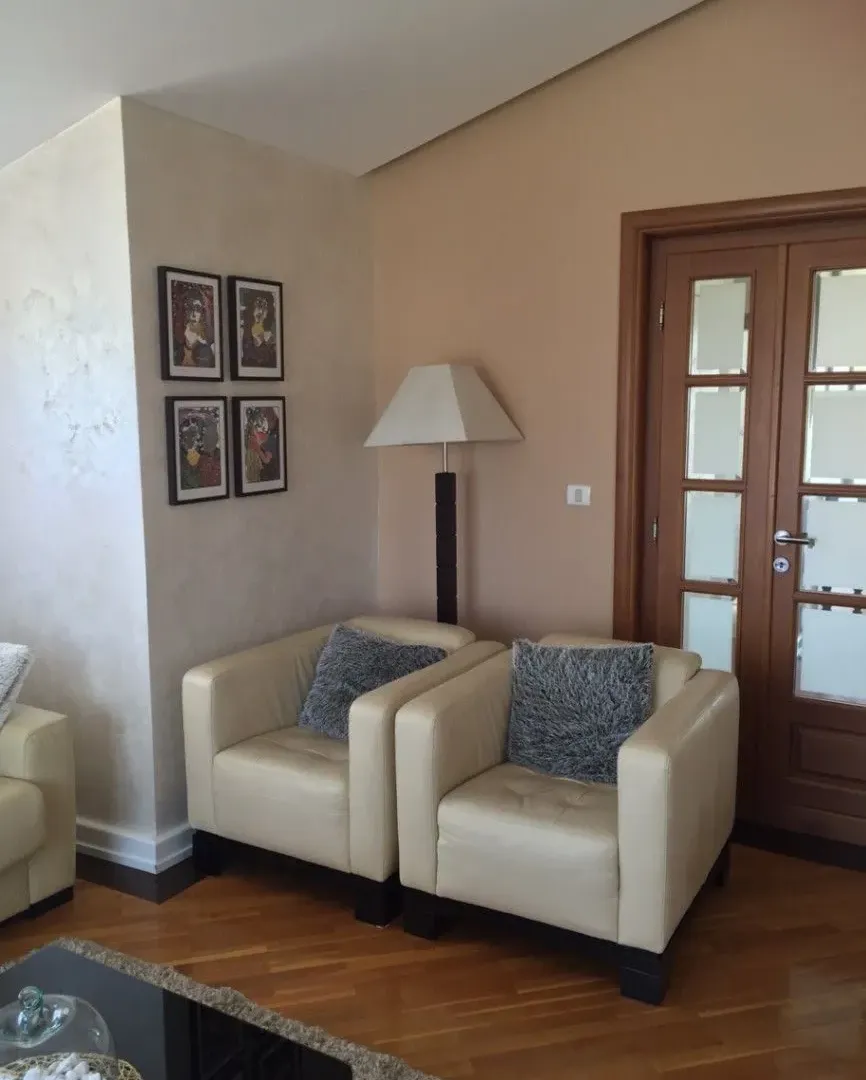 Rent, house, 320m², Gornja Gorica, Podgorica