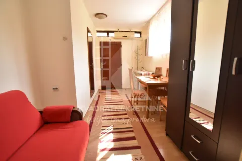 Rent, studio apartment, 30m², Preko Morače, Podgorica - image 8