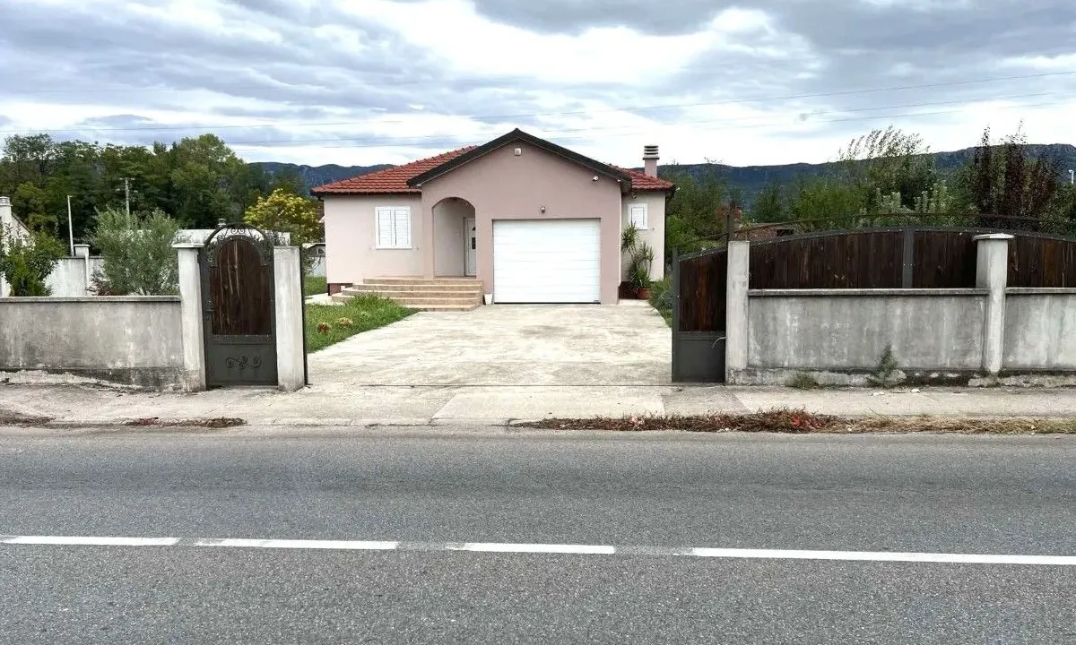 Rent, house, 150m², Spuž, Danilovgrad