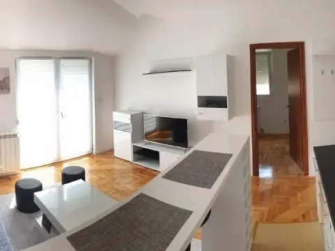Sale, two bedroom apartment, 39m², Denkova Basta, Zvezdara Sve Podlokacije - image 3