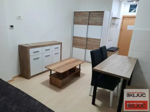 Izdavanje, garsonjera, 21m², Novo naselje, Novi Sad - image 2