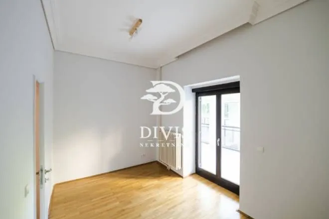 Izdavanje, kuća, 550m², Autokomanda, Voždovac Sve Podlokacije