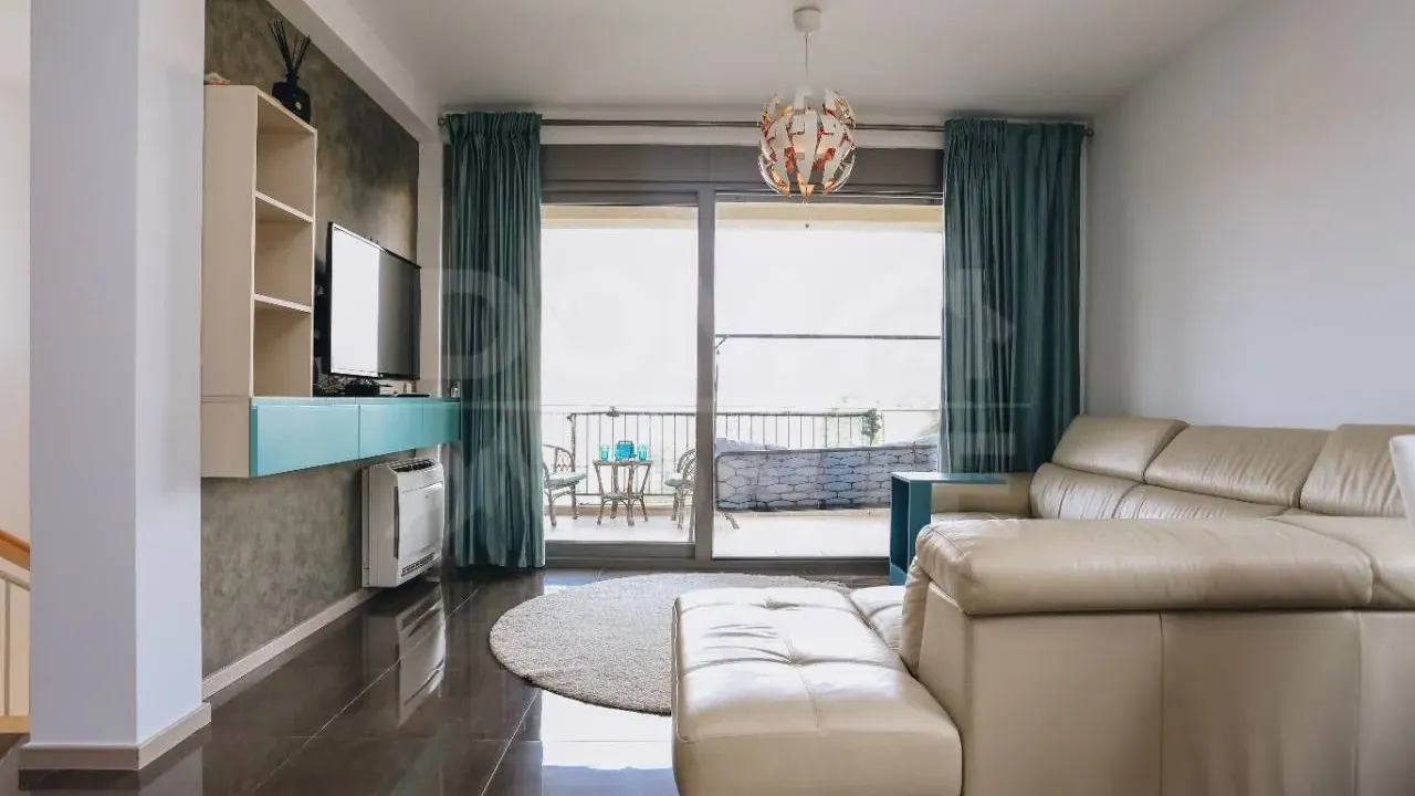 Rent, two bedroom apartment, 80m², Tivat, Crna Gora