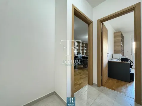 Sale, one bedroom apartment, 45m², Stari Aerodrom, Podgorica - image 6