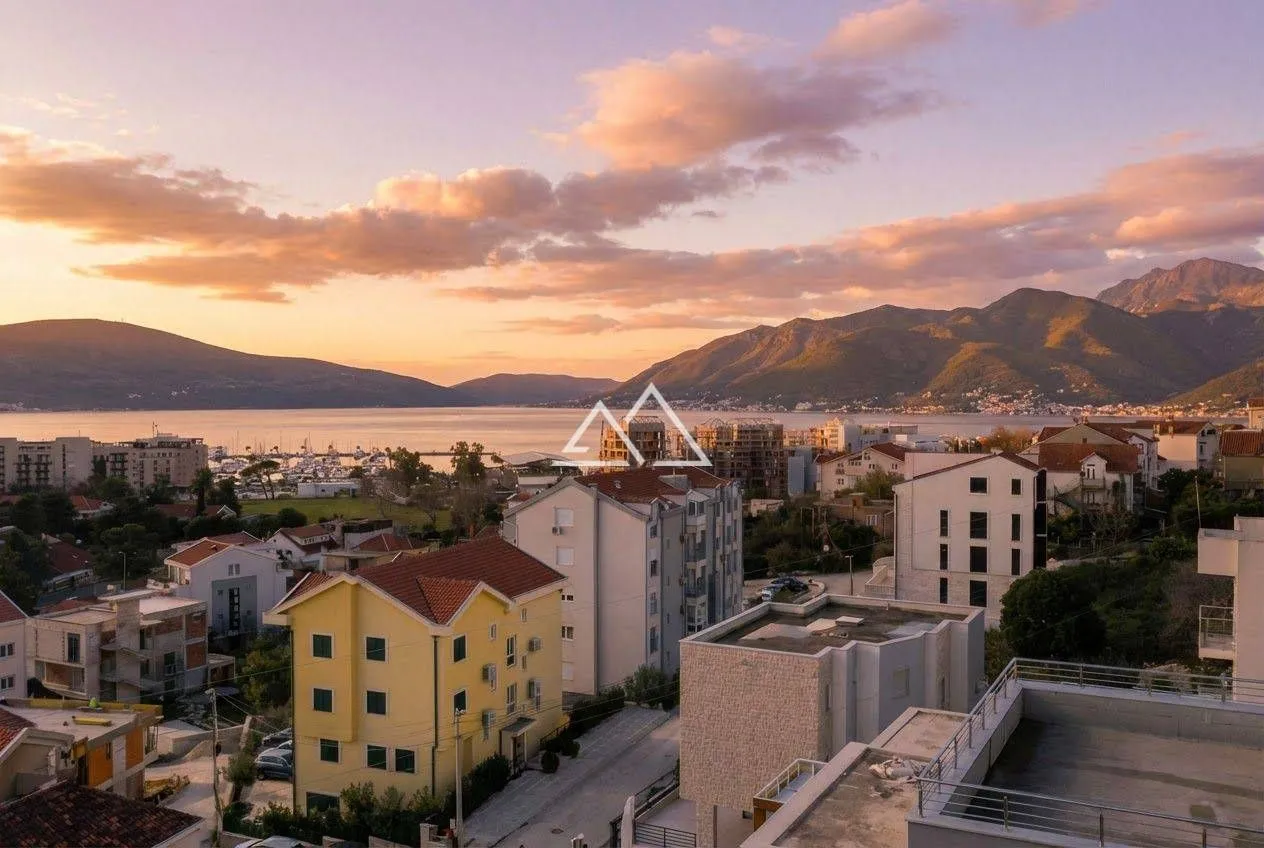 Prodaja, dvosoban stan, 71m², Tivat, Crna Gora