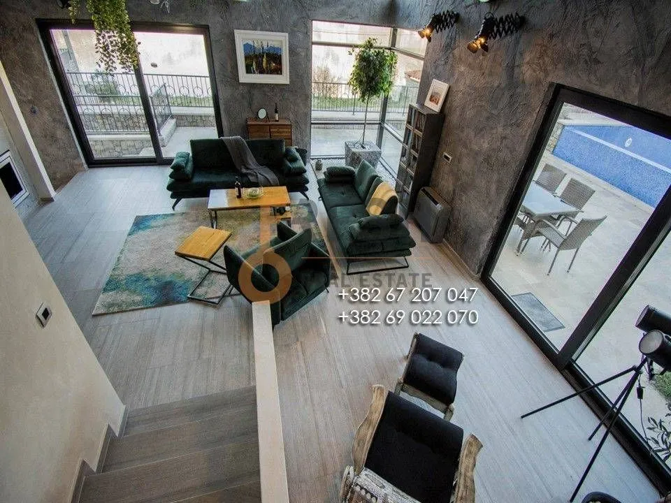 Prodaja, kuća, 300m², Kostanjica, Kotor