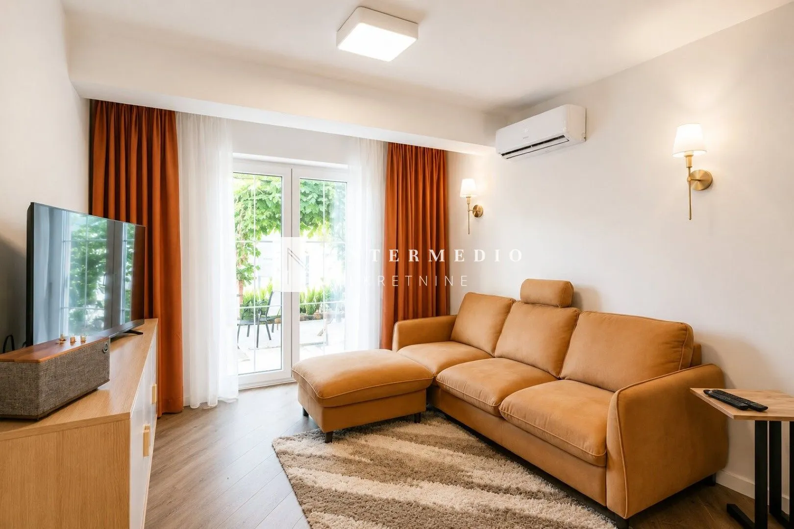 Prodaja, dvosoban stan, 80m², Đenovići, Herceg Novi