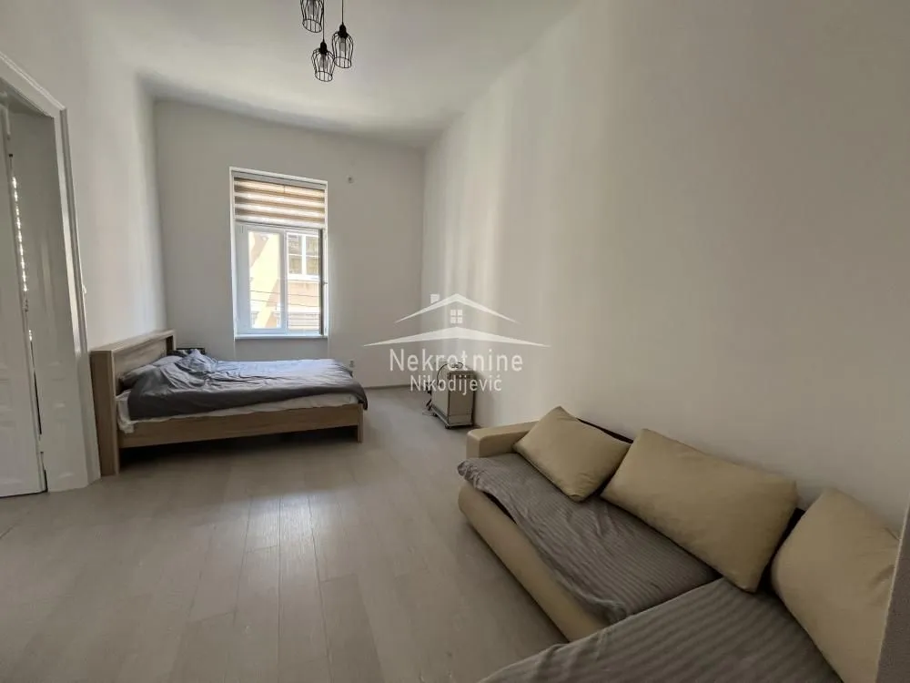 Izdavanje, dvosoban stan, 71m², Zemun Centar, Zemun Sve Podlokacije