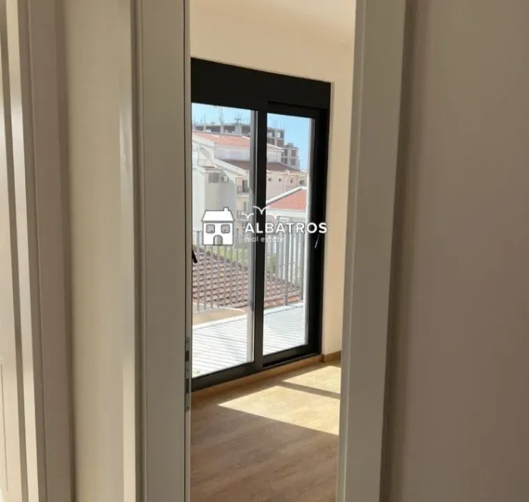 Prodaja, dvosoban stan, 46m², Bjeliši, Bar