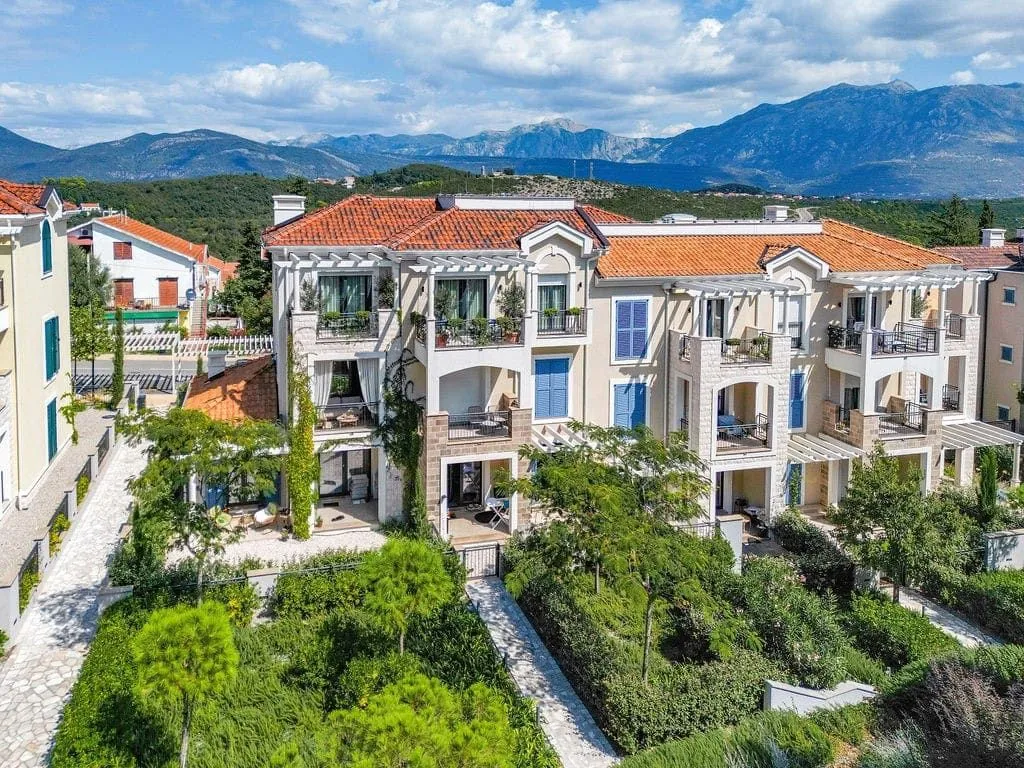 Prodaja, jednosoban stan, 64m², Luštica Bay, Tivat