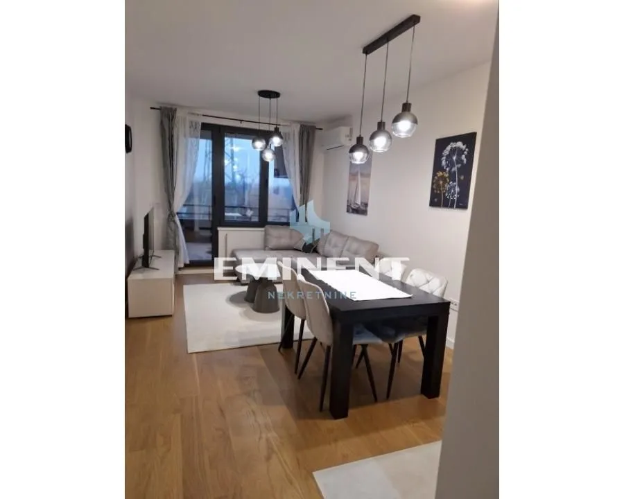 Izdavanje, dvosoban stan, 42m², Novi Beograd Blok 67, Novi Beograd Sve Podlokacije