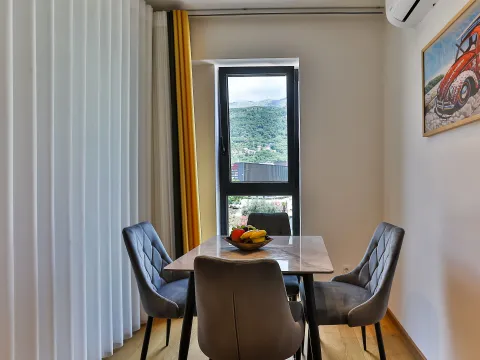 Rent, one bedroom apartment, 48m², Rozino, Budva - image 10