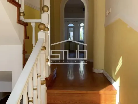 Izdavanje, kuća, 480m², Stari Grad, Beograd - image 9