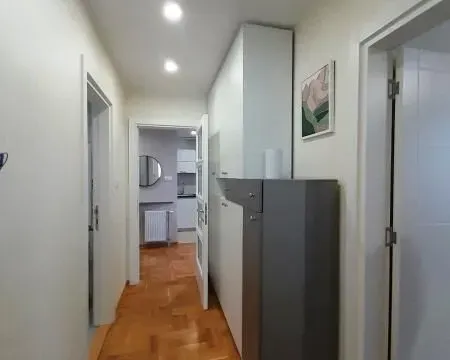 Izdavanje, dvosoban stan, 72m², Bulevar, Niš - image 12