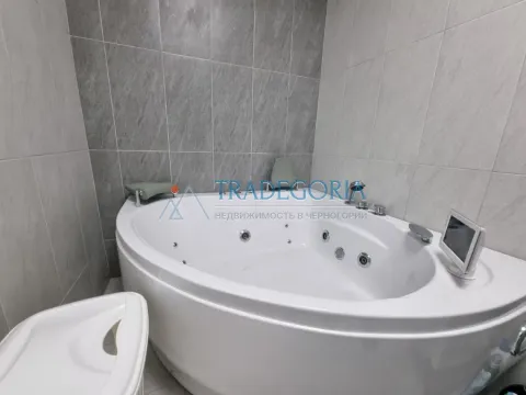 Prodaja, trosoban stan, 95m², Budva, Crna Gora - image 10