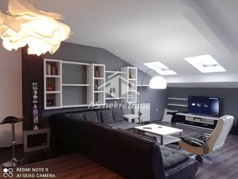 Prodaja, trosoban stan, 133m², Cvetkova Pijaca, Zvezdara Sve Podlokacije - image 2