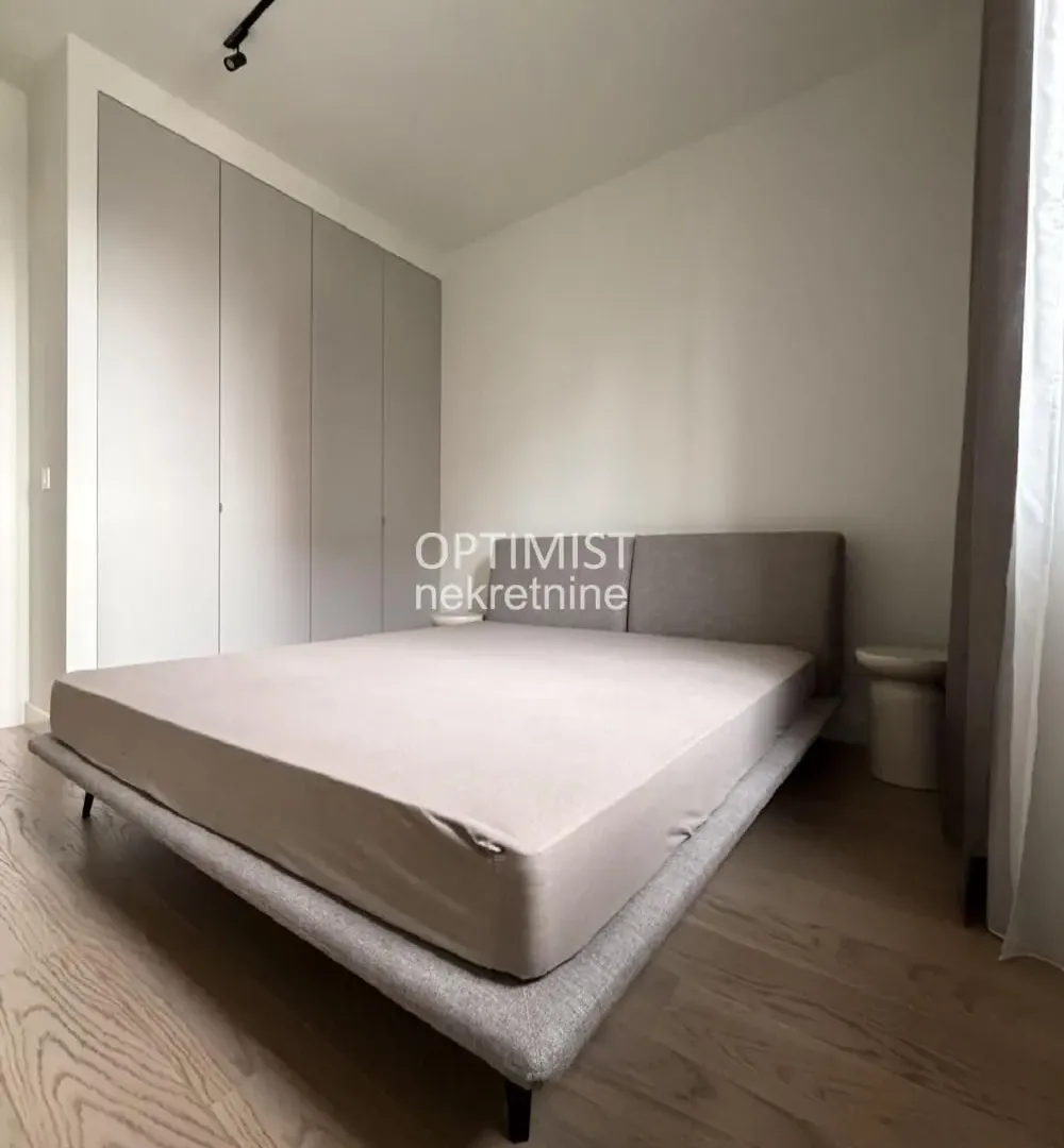 Prodaja, trosoban stan, 81m², Savski Venac, Beograd