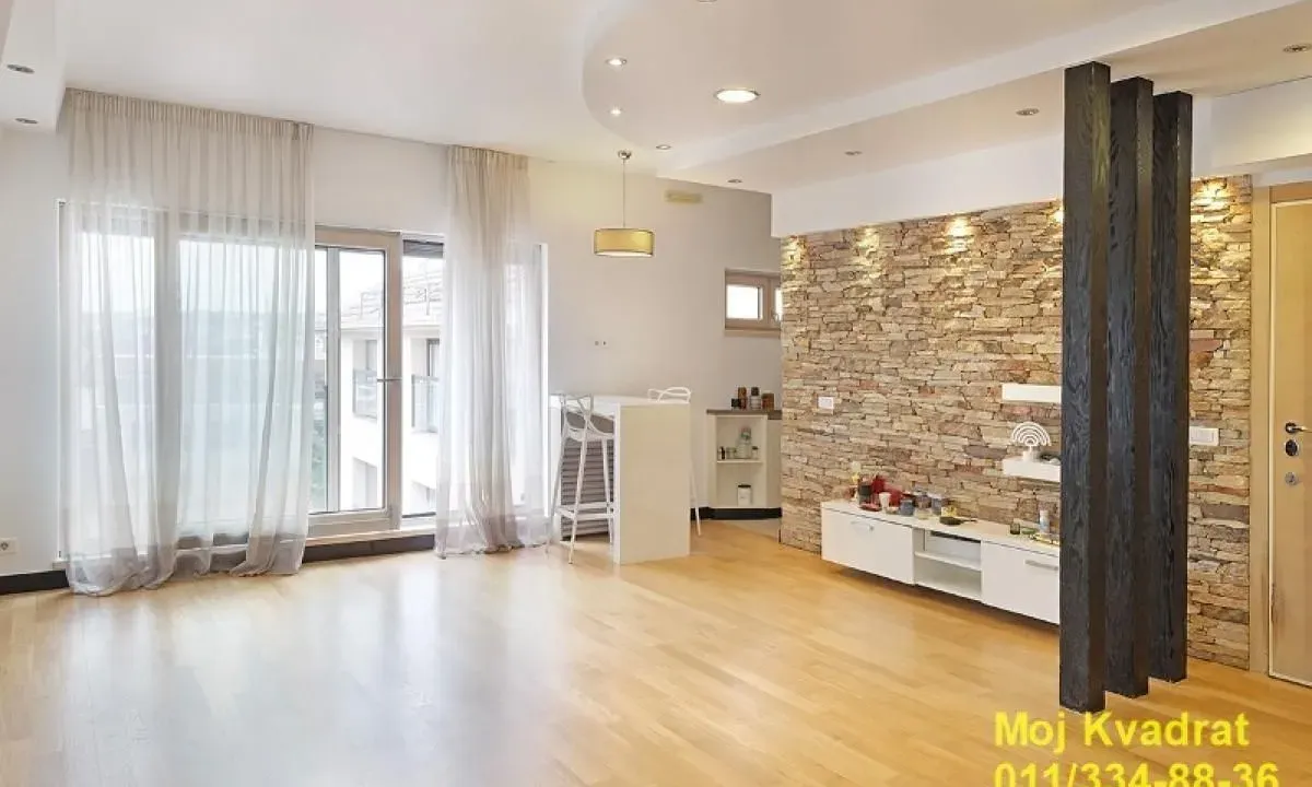 Prodaja, četvorosoban stan, 130m², Vračar Hram, Vračar Sve Podlokacije